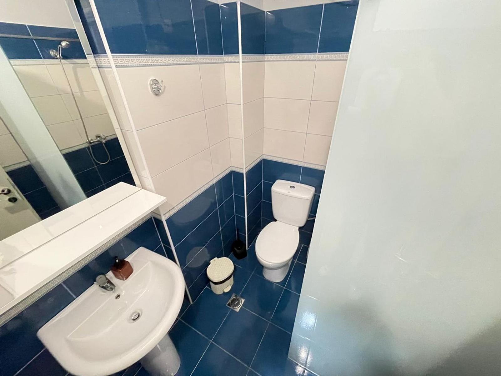 Xhemi'S Apartment Sarandë エクステリア 写真